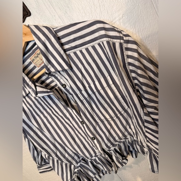 Bailey Stripe Shirt NWOT nautical navy combo - Picture 5 of 5